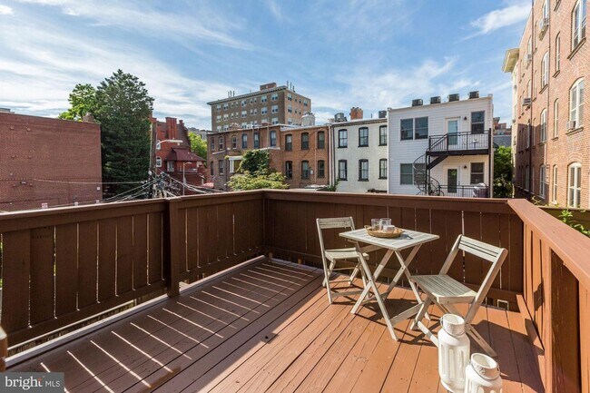 Building Photo - 1618 S St NW