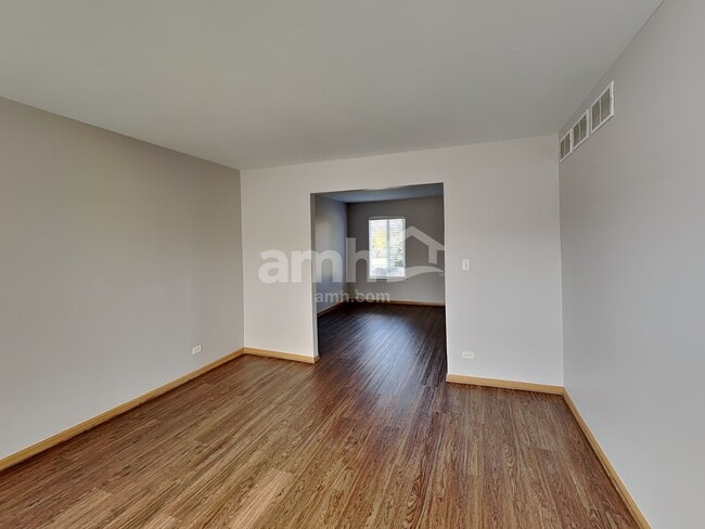 Building Photo - 2269 Jason Dr