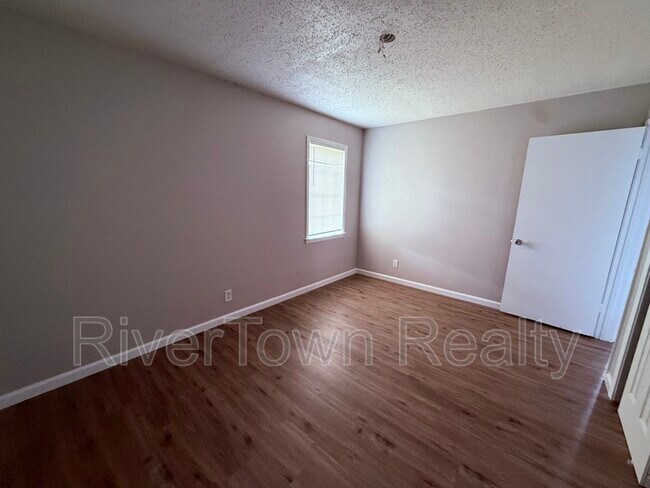 Building Photo - 3113 Wickham Dr