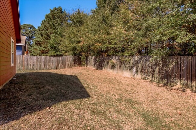 Building Photo - 112 Varsity Dr