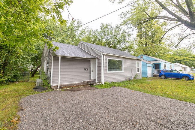 Building Photo - 210 Highview Ave