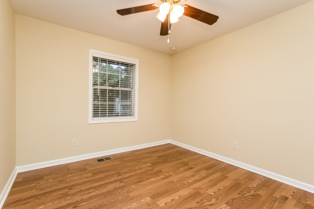 Building Photo - 1610 Summit Ridge