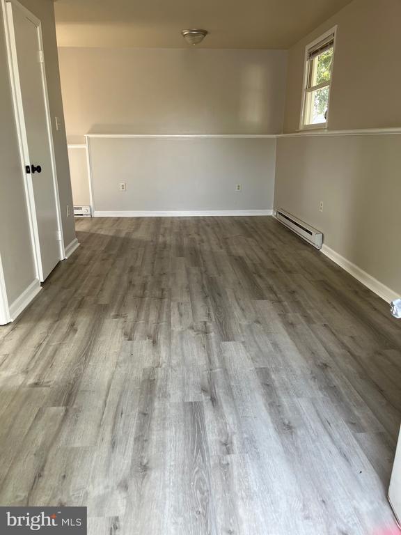 Building Photo - 7889 Main St