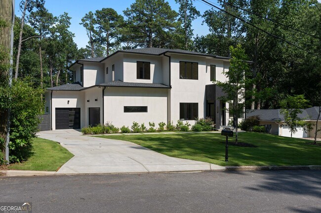Building Photo - 3293 Lenox Pl NE