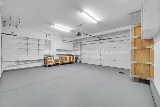 Building Photo - 5730 Autumnwood Ln