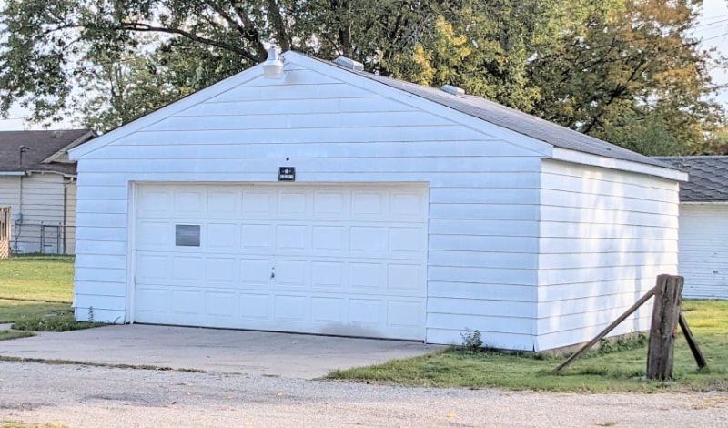 Building Photo - 601 S 31st St