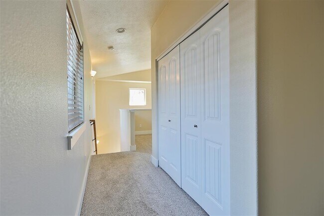 Building Photo - 20162 Merriewood Ln