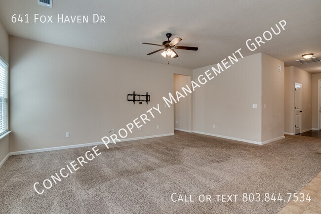 Building Photo - 641 Fox Haven Dr