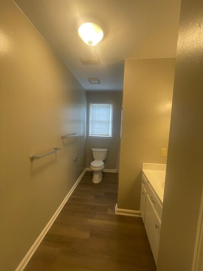 Building Photo - 3638 Barfield Crescent Rd