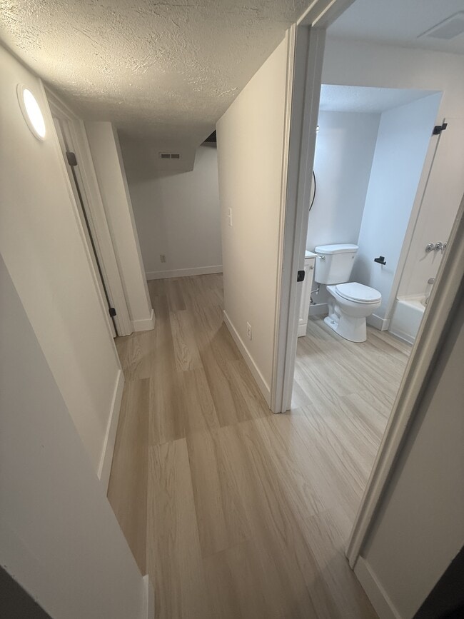 Building Photo - 4250 S 1300 E