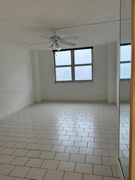 Building Photo - 250 174th St