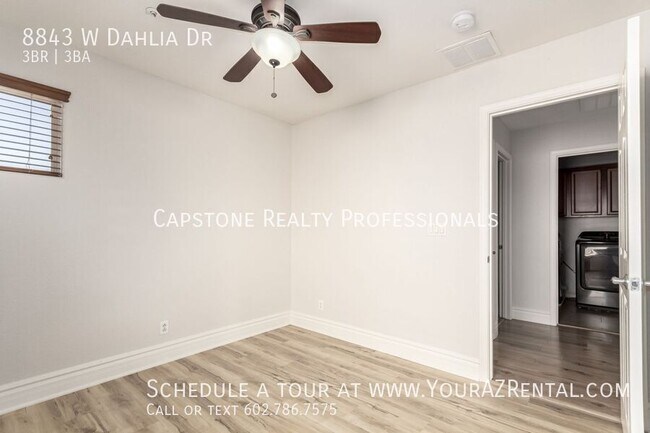 Building Photo - 8843 W Dahlia Dr
