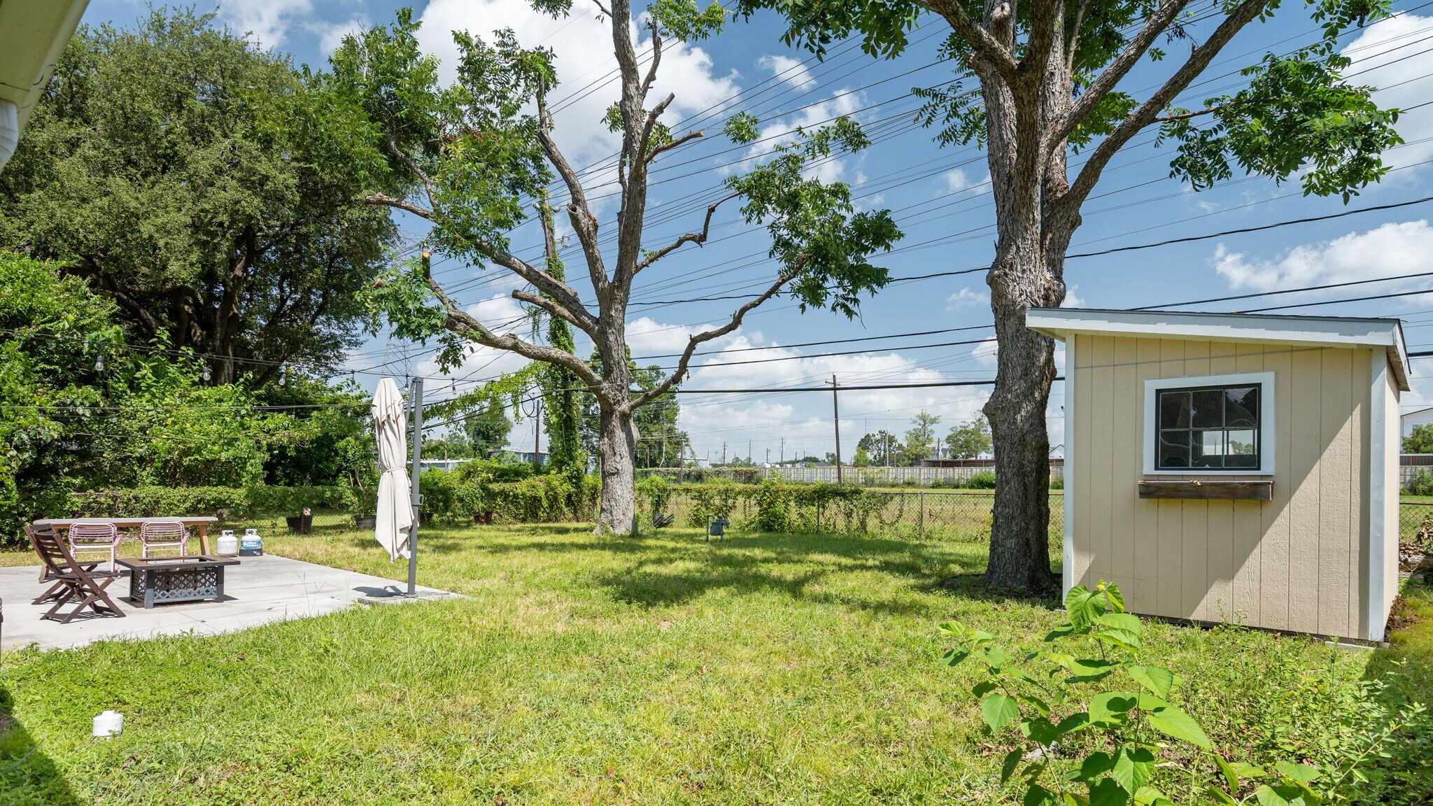 Building Photo - 2206 Stonecrest Dr