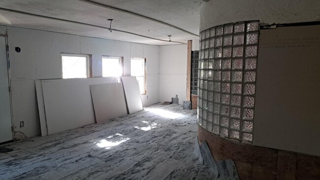 Building Photo - 6271 W Cedar Meadows Ln