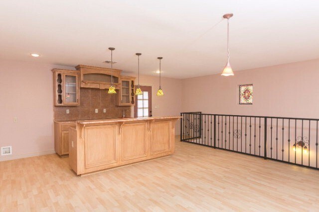 Building Photo - 4Bed/3.5Bath WITH A POOL Now available in Mcallen TX (Taylor and 495)