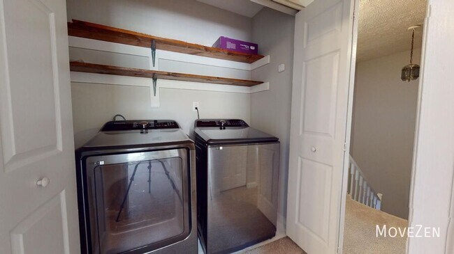 Building Photo - 5008 Alamo Ct