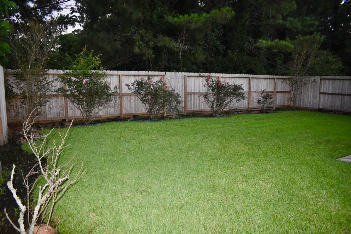 Building Photo - 410 Laurel Sage Dr