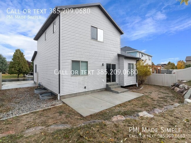 Building Photo - Spacious 6-Bedroom Home in Quiet Eagle Mou...