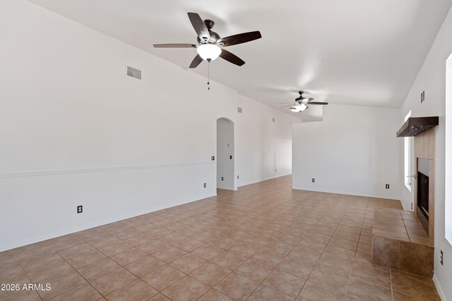 Building Photo - 902 Monte Vista Ave