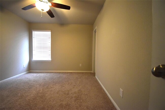 Building Photo - 2934 Orchid Ranch Dr