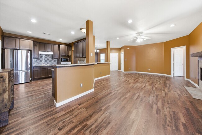 Building Photo - 13262 Lake Breeze Ln