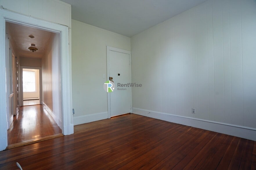 Building Photo - 1 Ashford Ct