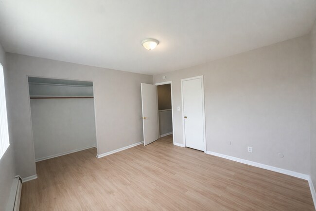 Building Photo - Newly Renovated 2 Bed, 1.5 Bath Townhome – Prime Location Near 28th Street