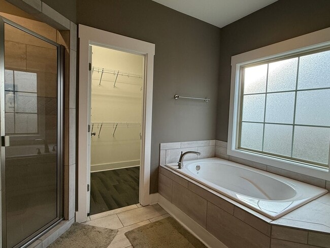 Building Photo - Beautiful Craftsman Style 2 Story Home in Parkerson`s Mill