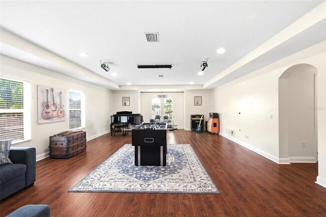 Building Photo - 2734 Silvermoss Dr