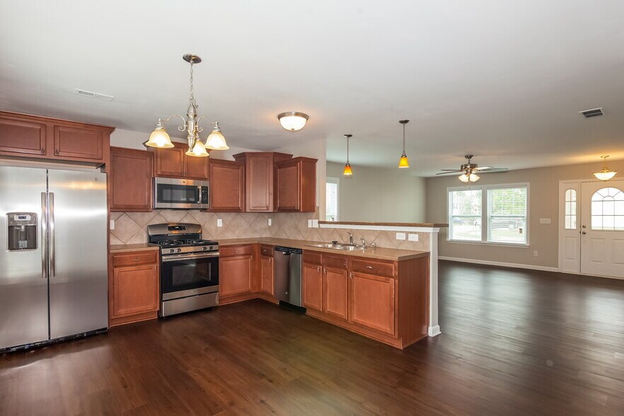 Building Photo - 1334 Haestad Ct