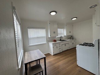 Building Photo - 6204 3rd Ave
