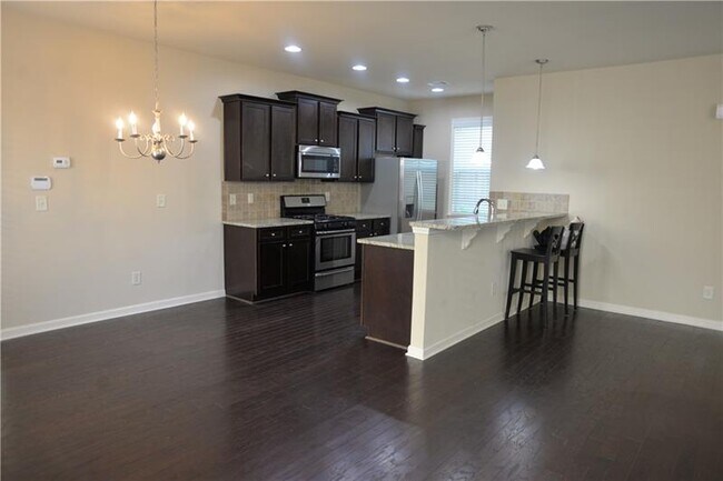 Building Photo - 776 Village Field Ct NW