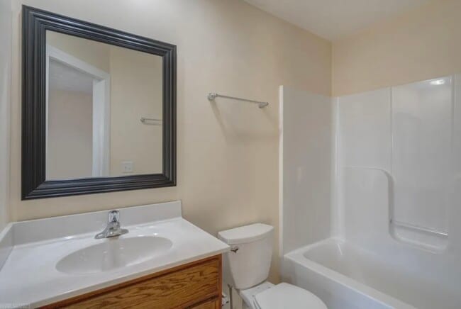 Building Photo - 435 Pin Oak Dr NW