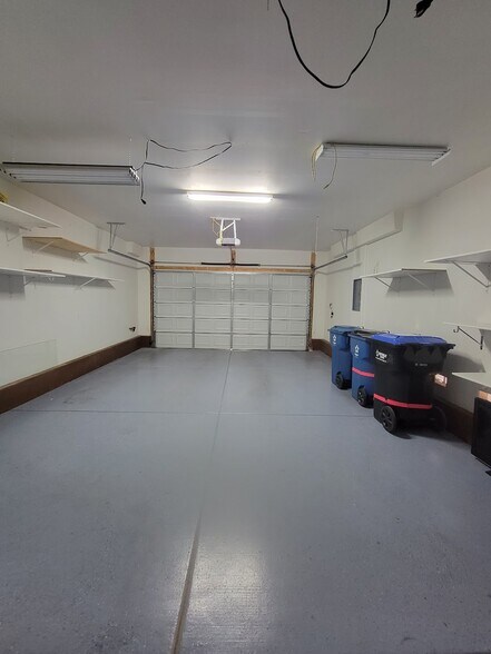 Building Photo - 2659 Lochleven Way