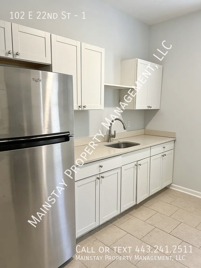 Building Photo - 102 E 22nd St