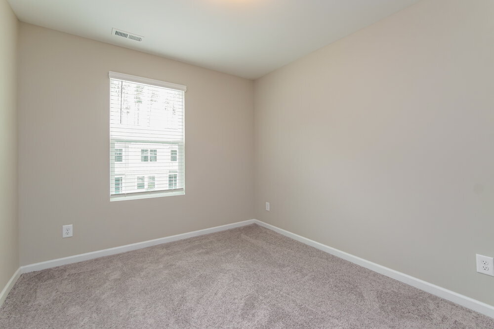 Building Photo - 544 Landing View Dr