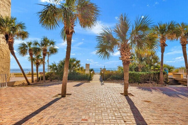 Building Photo - 1207 S Ocean Blvd