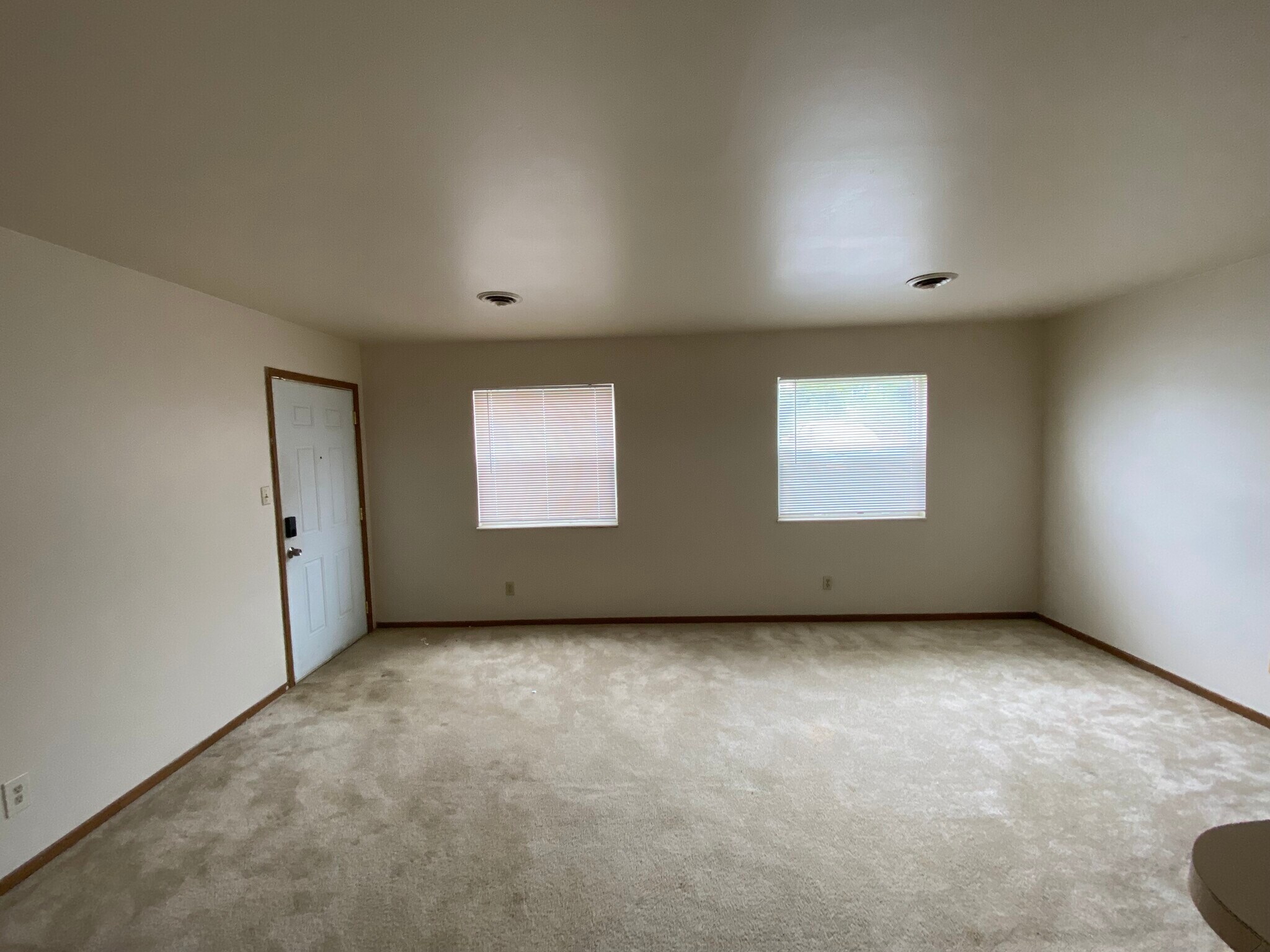 Building Photo - 128 Sandstone Ct