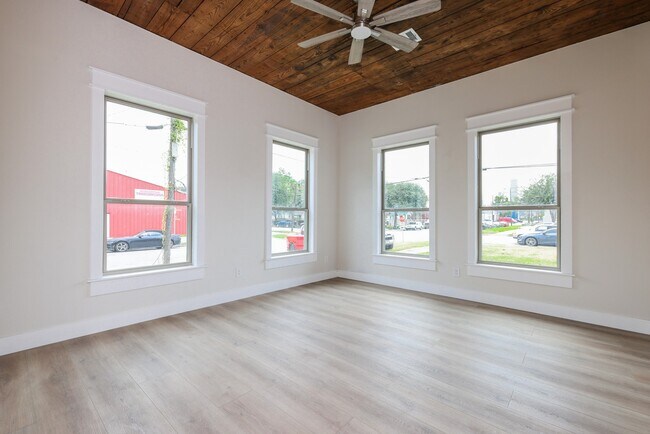 Building Photo - 3407 Garrow St