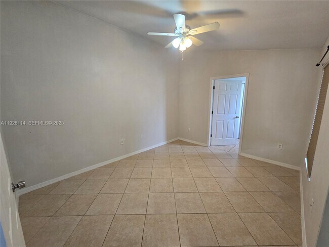 Building Photo - 4876 30th Ave