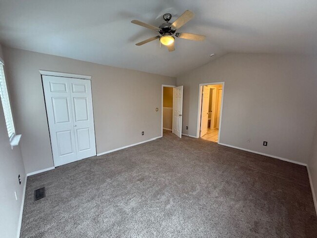 Building Photo - 6458 Silver Mesa Dr