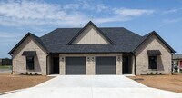 Building Photo - 1 Shamrock Cir