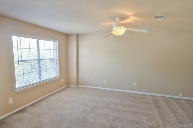 Building Photo - 830 Campion Red