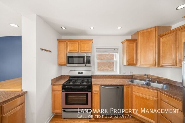 Building Photo - 6155 W School St