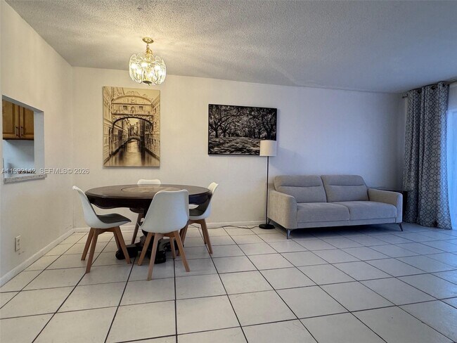 Building Photo - 2200 E Hallandale Beach Blvd