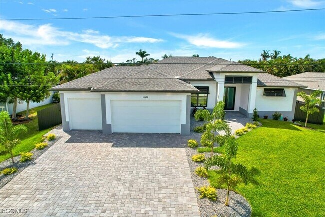 Building Photo - 2602 SW 27th St