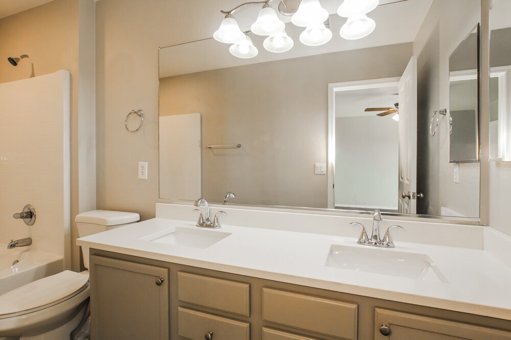 Building Photo - 10609 W Via Del Sol