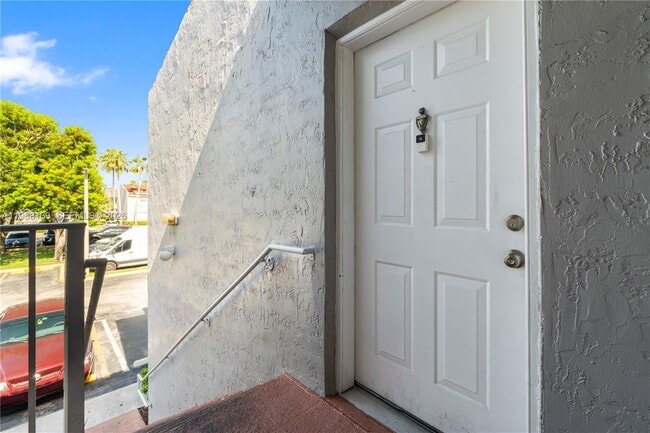 Building Photo - 4736 NW 114th Ave