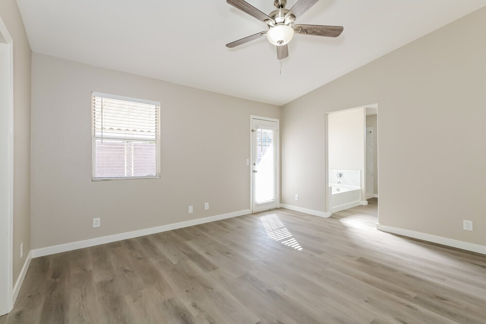 Building Photo - 4901 Metpark Dr