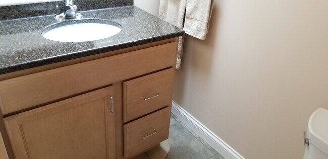 Building Photo - 1045 Marquette St